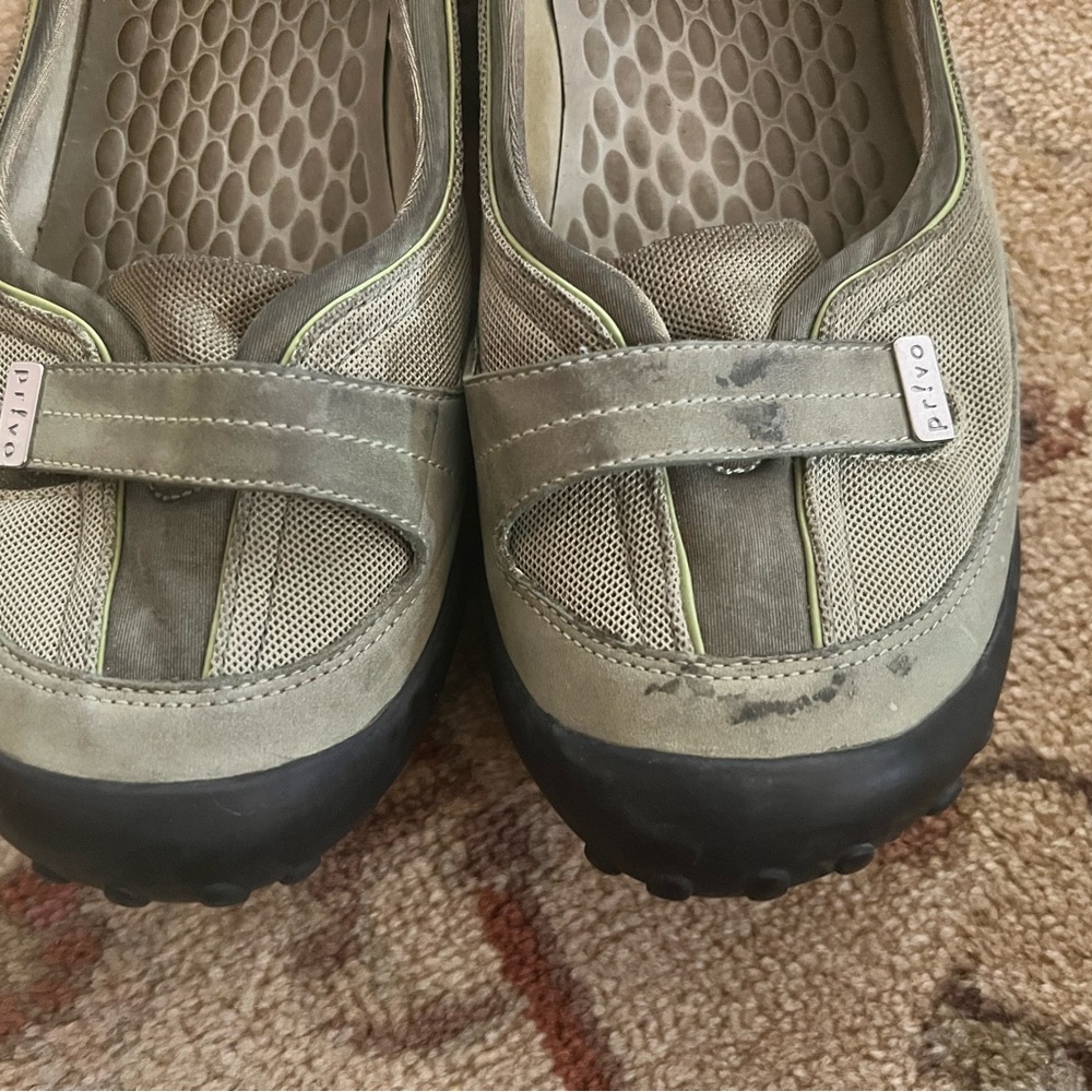 Gently Used Clark Privo Shoe! Super comfortable rare women’s size 13!